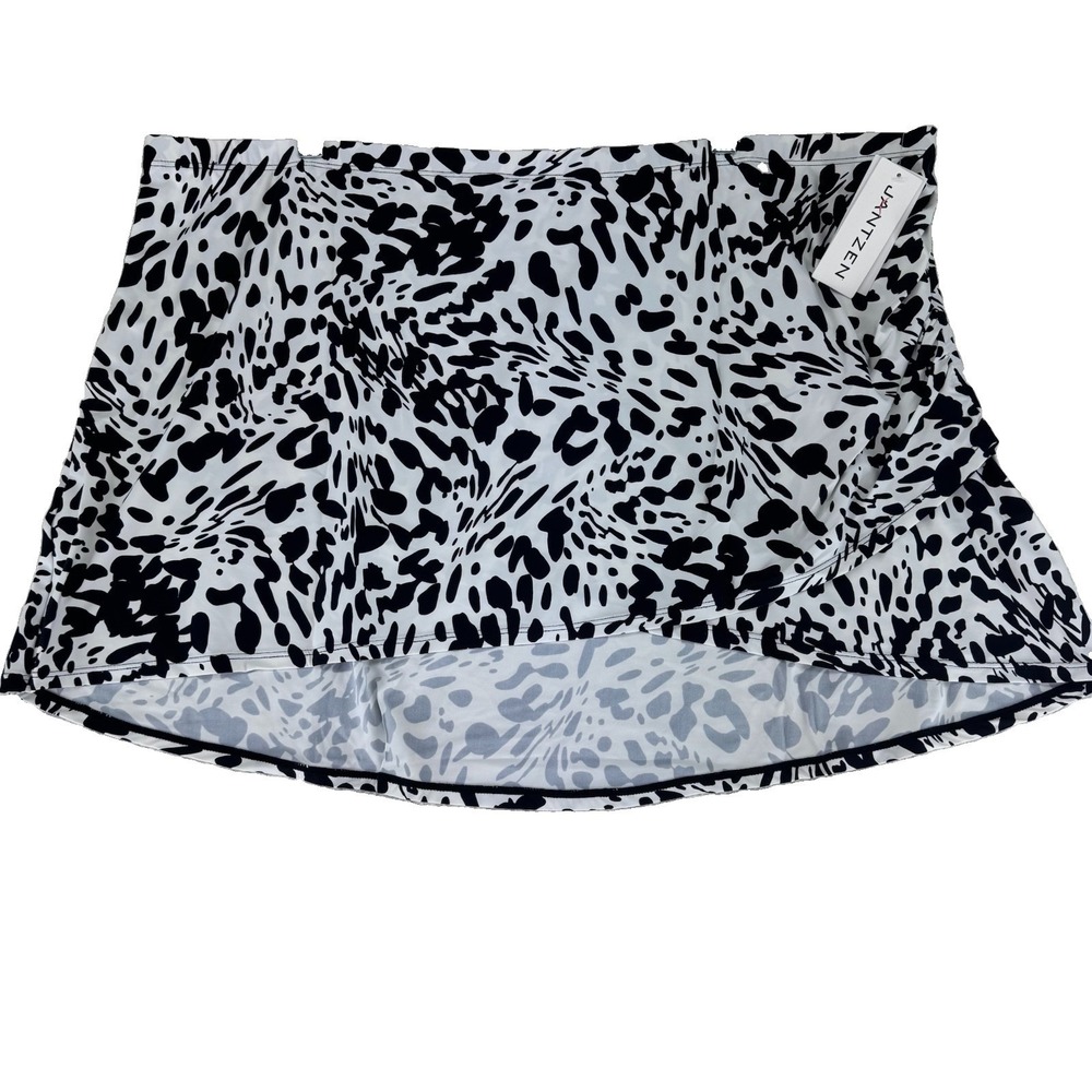 Jantzen Wrap Front Printed Swim Over Skirt Size 20W Black White Animal‎